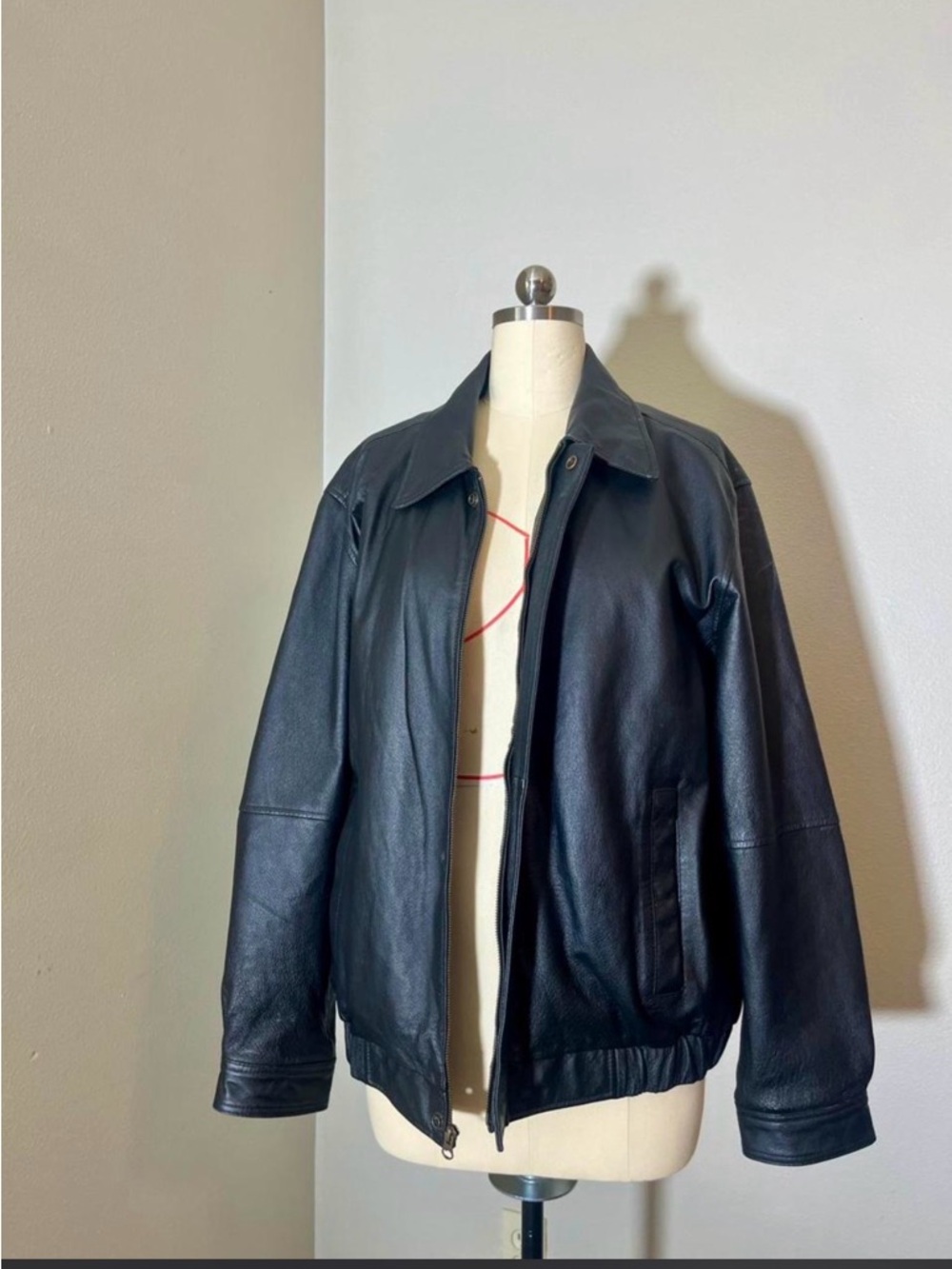 Vintage 100% Black Leather Bomber Jacket